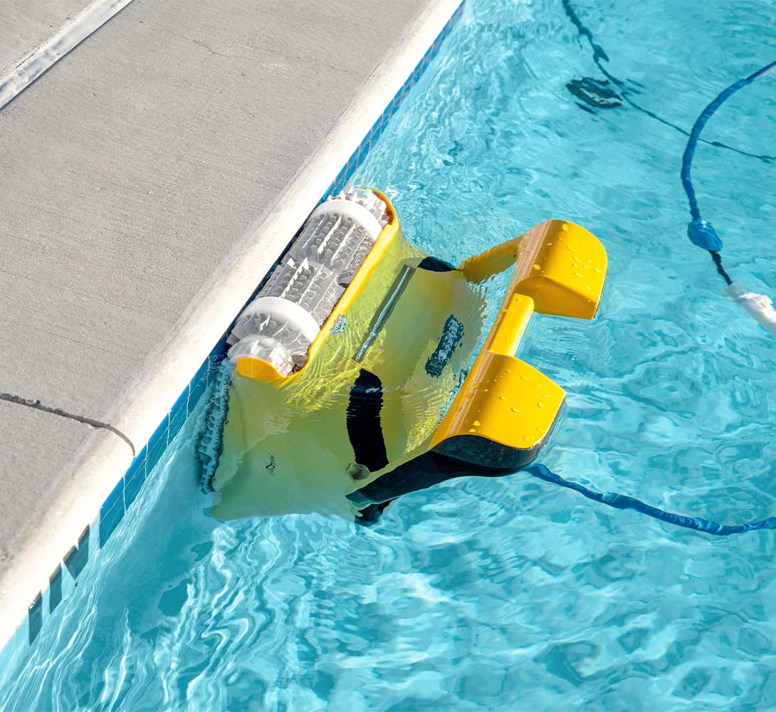 Dolphin Wave 80 Commercial Robotic Pool Cleaner