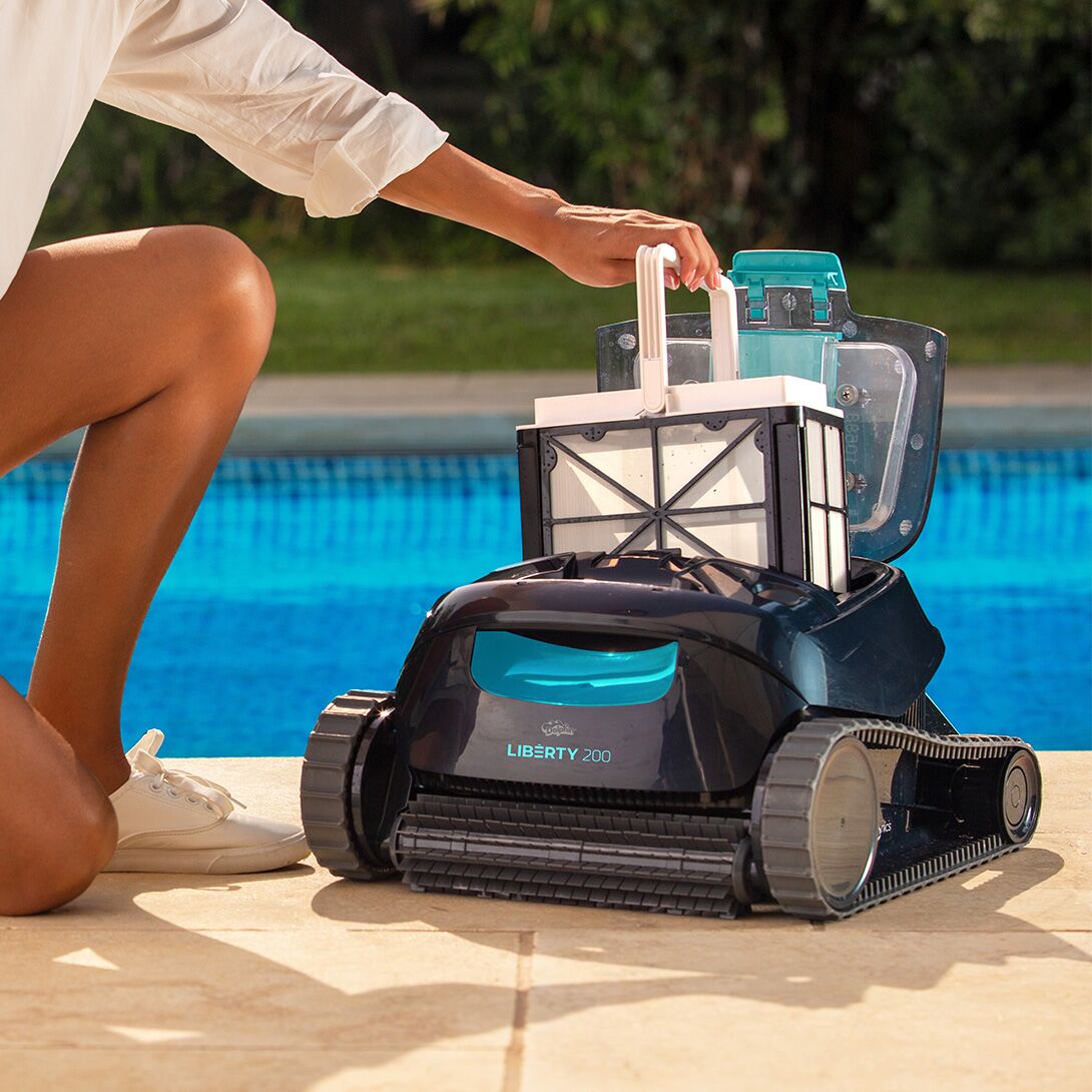Dolphin Liberty 200 Robotic Pool Cleaner